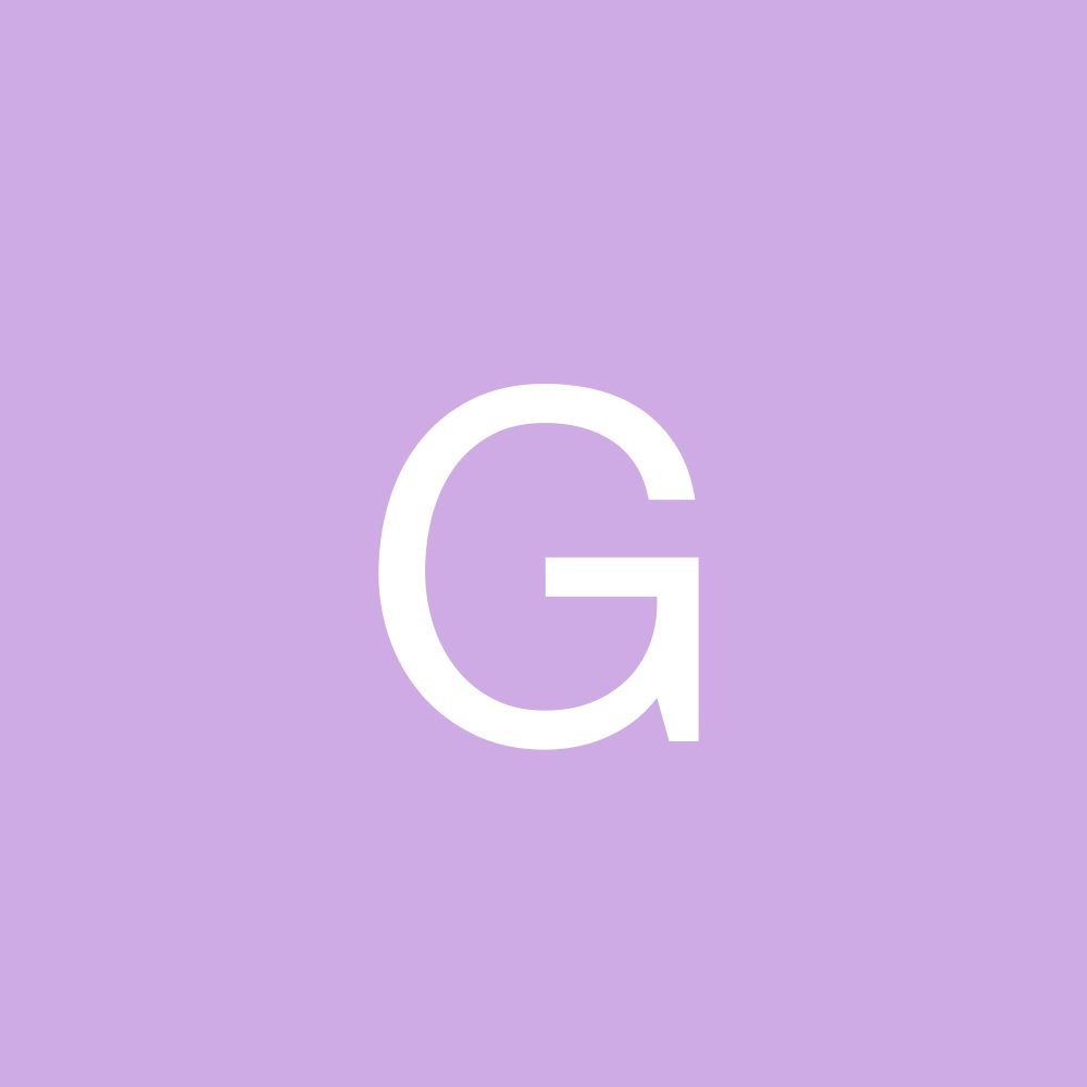 Meet your Posher, Gena